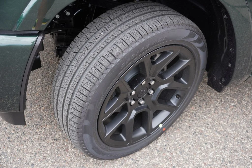 New 2026 Serrano-Green Metallic Exterior Paint RAM Laramie image 9