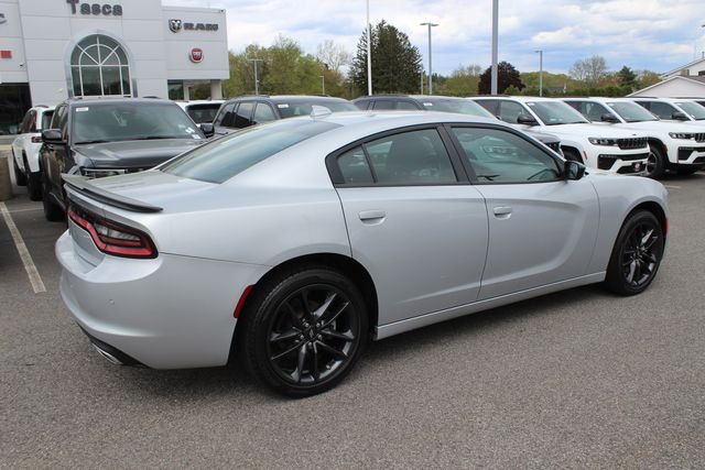 Used 2023 Silver Dodge SXT image 28