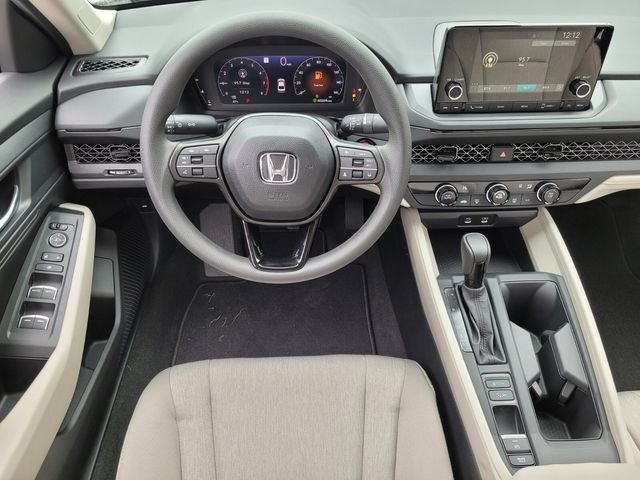 2025 Honda Accord LX - Photo 11