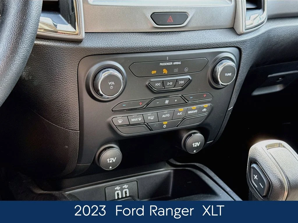 Used 2023 Blue Ford XLT image 31
