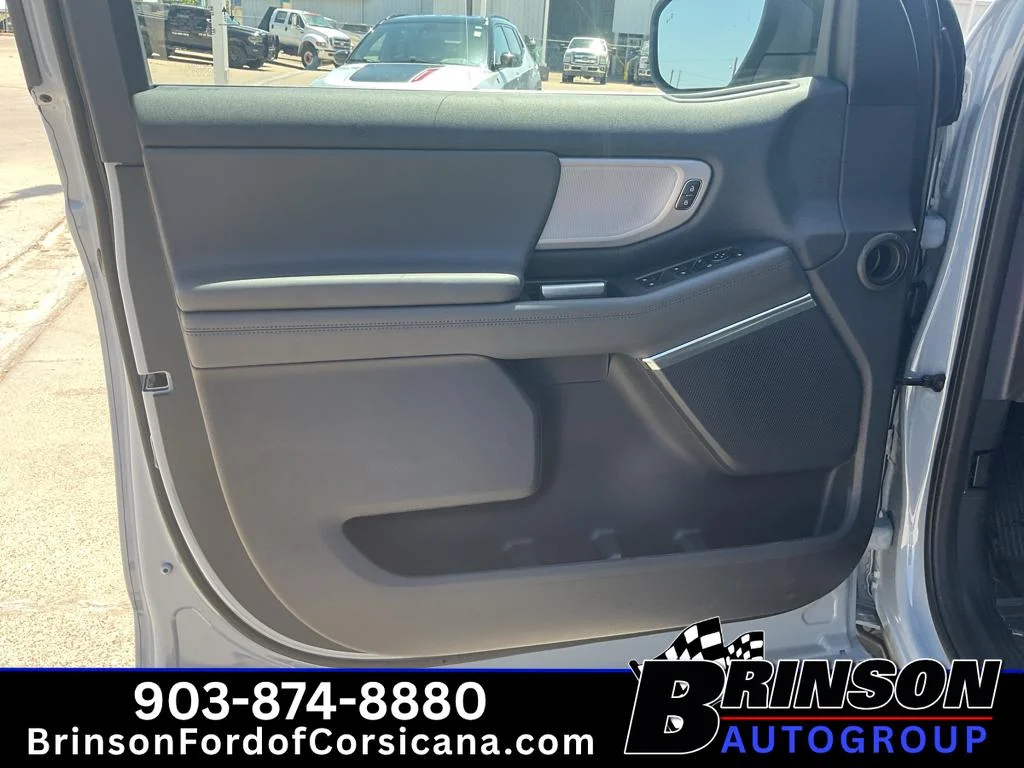 New 2027 Glacier Gray Metallic Tri-Coat Ford Active image 10