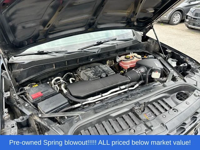 Used 2021 Black Chevrolet Custom image 10