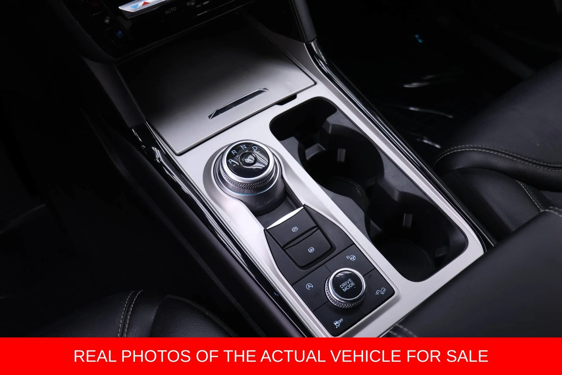 2022 Ford Explorer ST - Photo 12