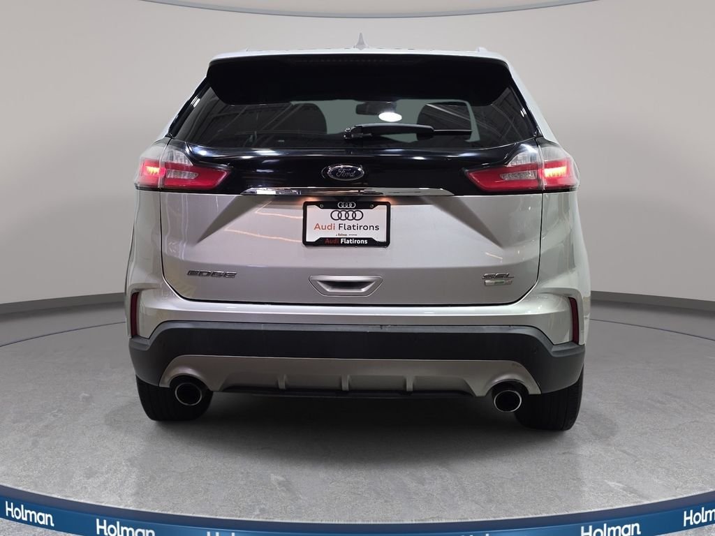Used 2019 Silver Ford SEL image 7