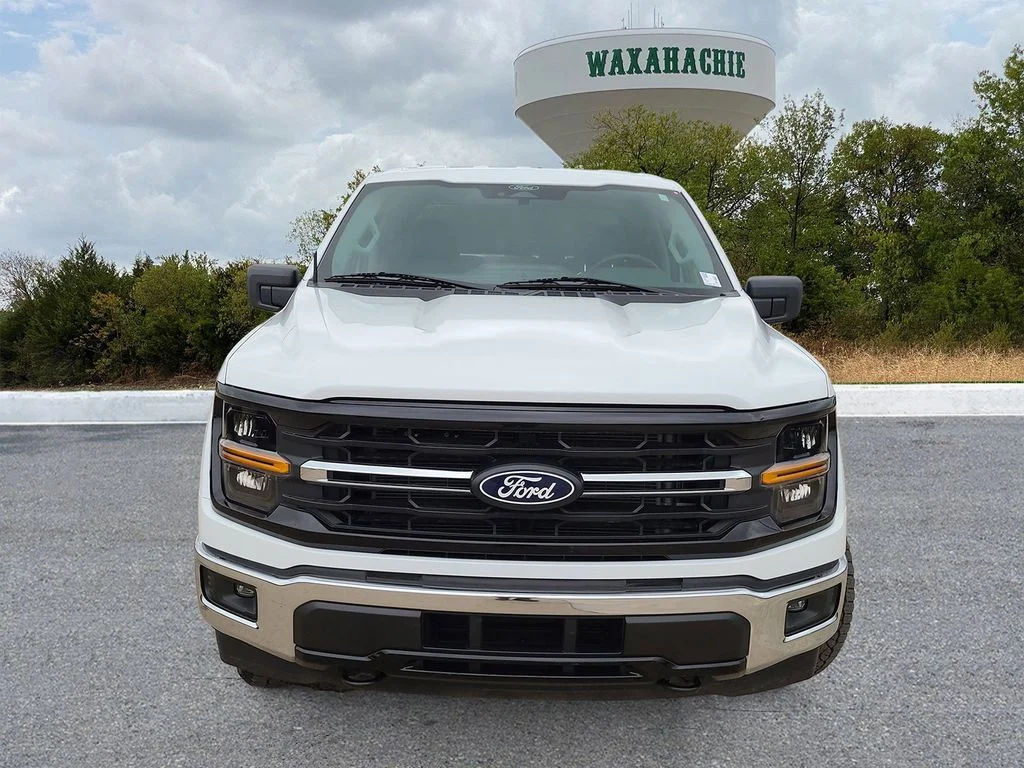 Used 2025 White Ford XLT image 2
