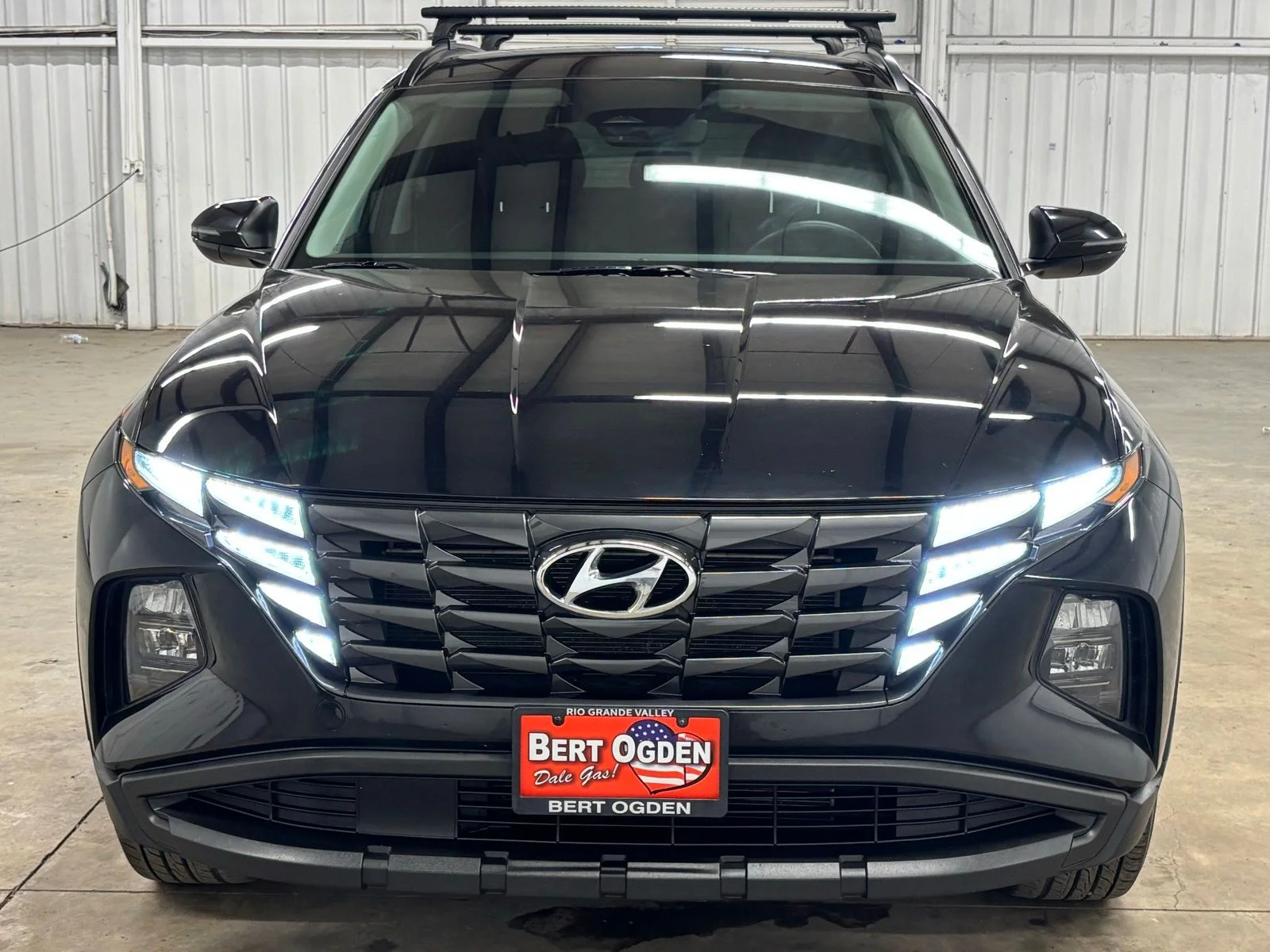 Used 2023 Black Hyundai XRT image 2