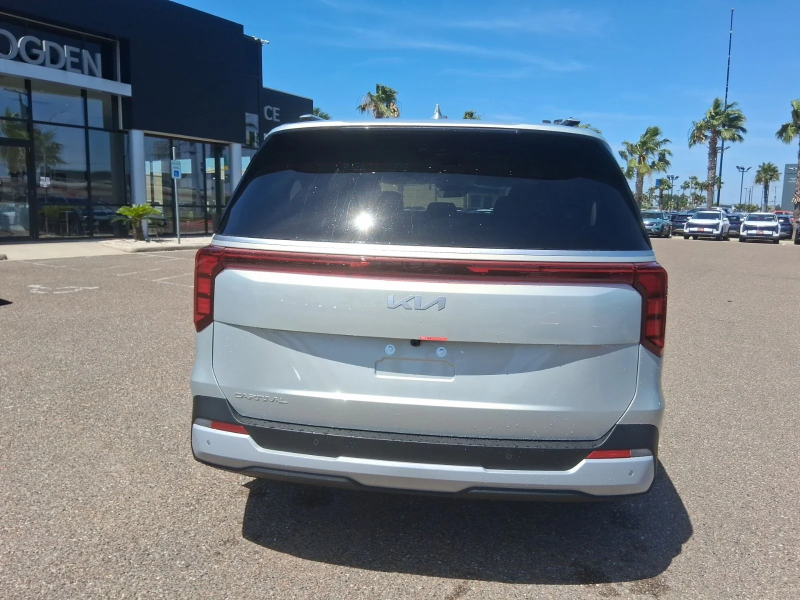 New 2026 White Kia EX image 4