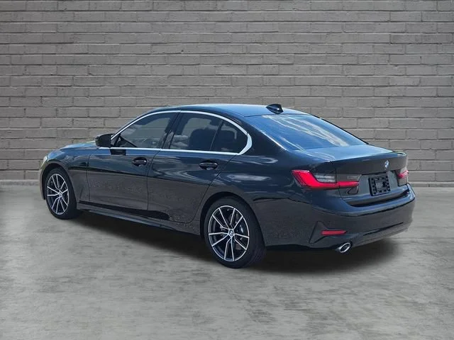 Used 2019 Black BMW 330i image 3
