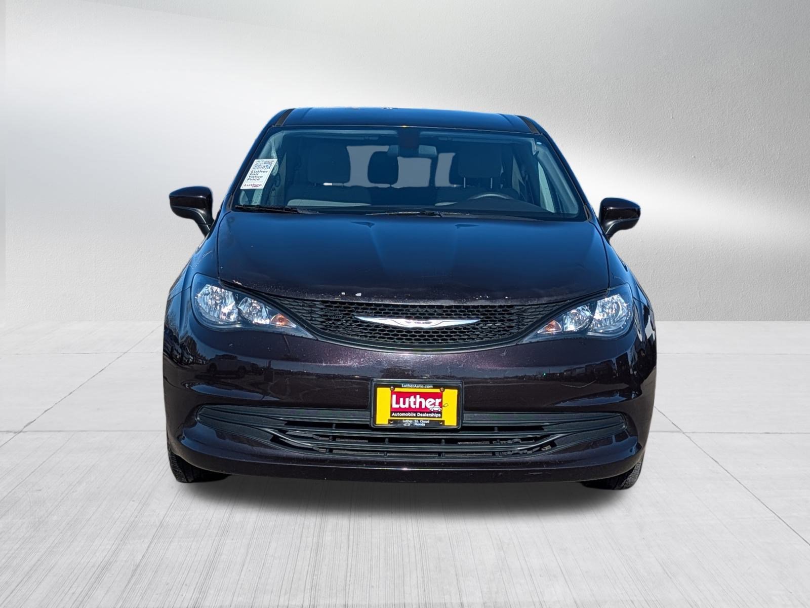 Used 2018 Chrysler Pacifica L with VIN 2C4RC1AGXJR100131 for sale in Waite Park, Minnesota