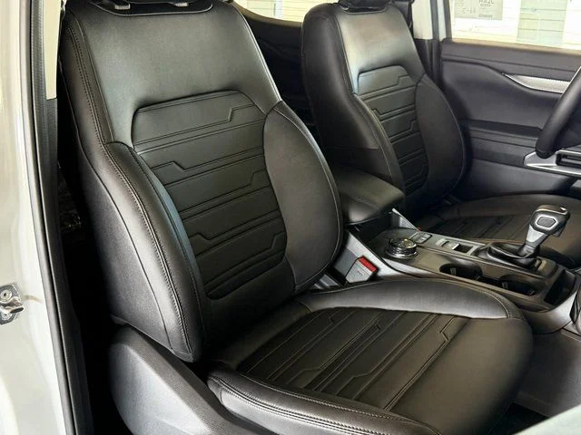 New 2026 Avalanche Ford Lariat image 11