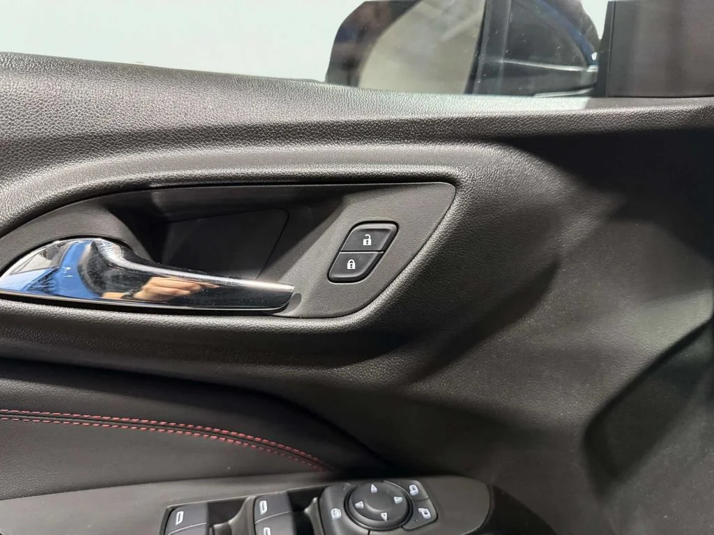 2024 Chevrolet Trax RS - Photo 20