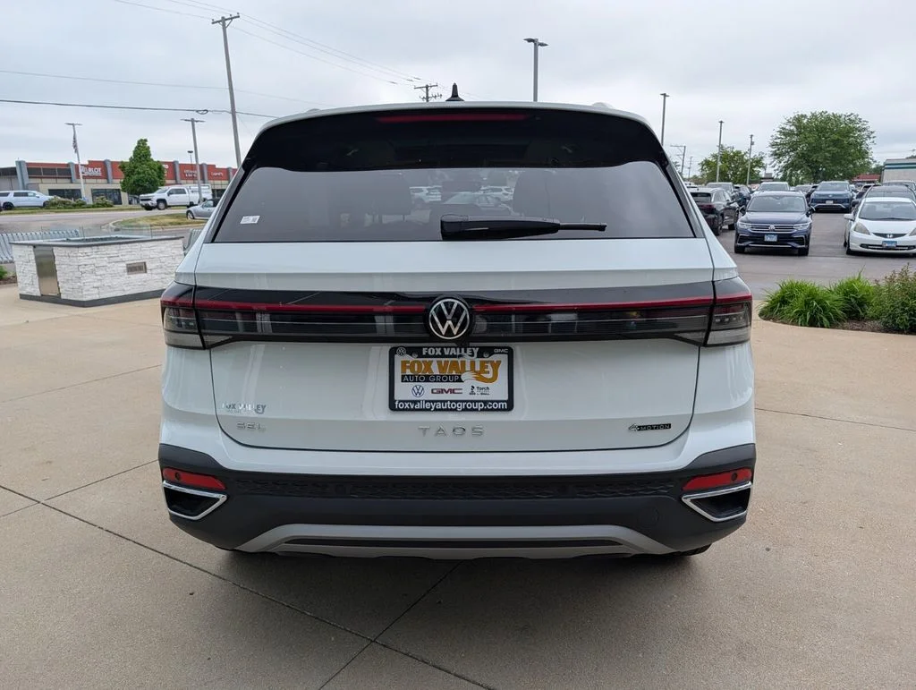 New 2026 White Volkswagen 1.5T SEL image 4