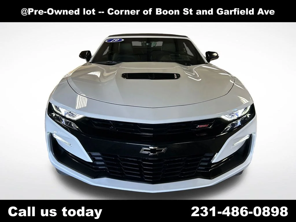 Used 2019 White Chevrolet SS image 8