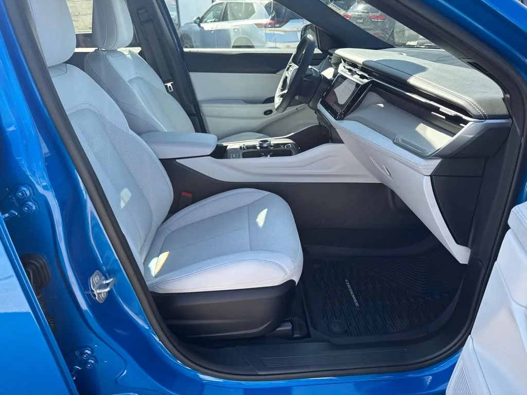 New 2026 Blue Jeep Laredo image 15