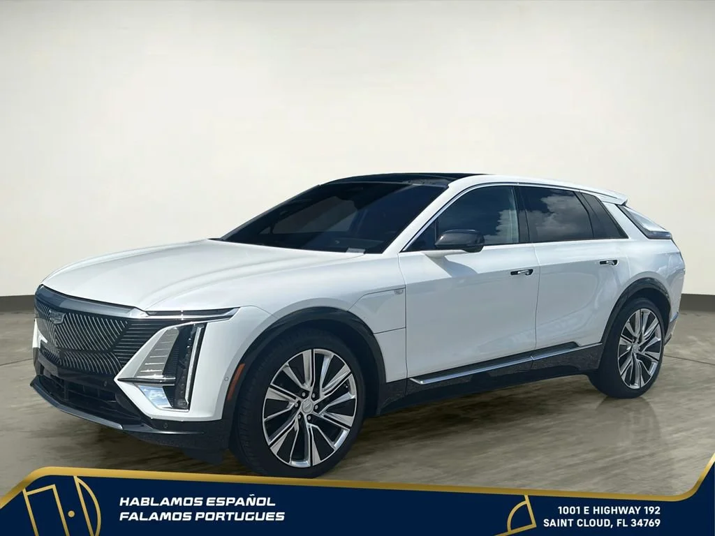Used 2025 Crystal White Tricoat Cadillac Luxury 3 image 2