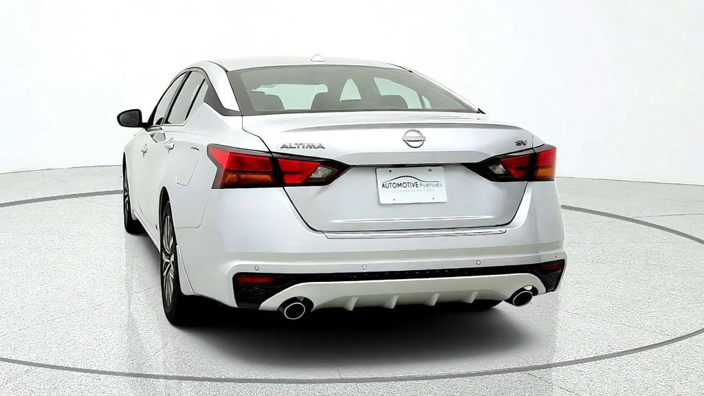 Used 2023 Brilliant Silver Metallic Nissan 2.5 SV Sedan image 6