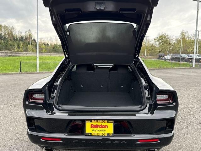 New 2026 Diamond Black Crystal Pearlcoat Dodge R/T image 7
