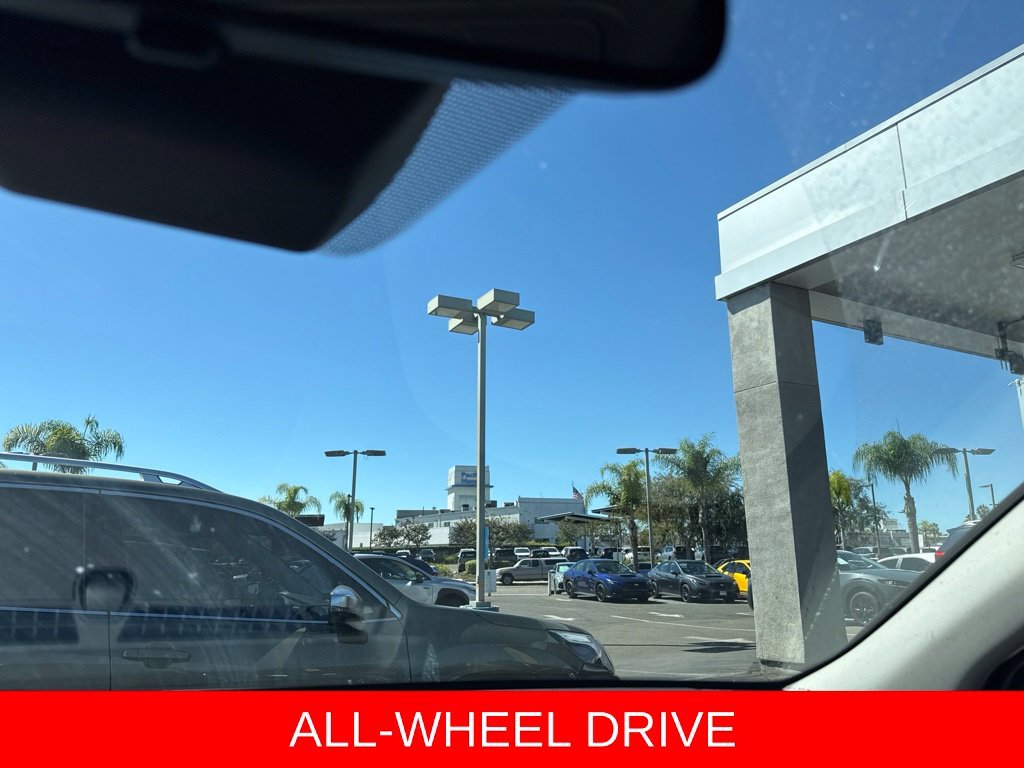 Used 2020 Gray Hyundai SE image 6