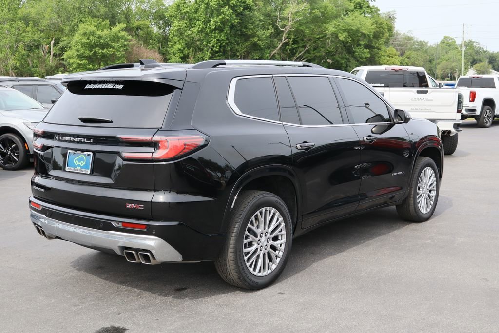 2024 GMC Acadia Denali - Photo 9