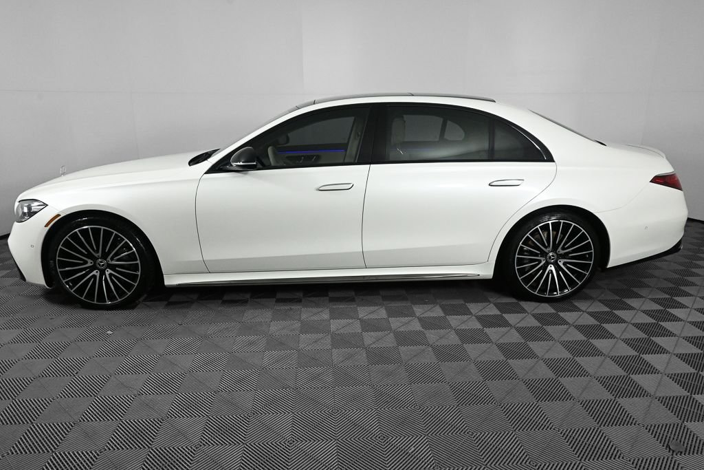 Certified Used 2023 White Mercedes-Benz S 580 image 3