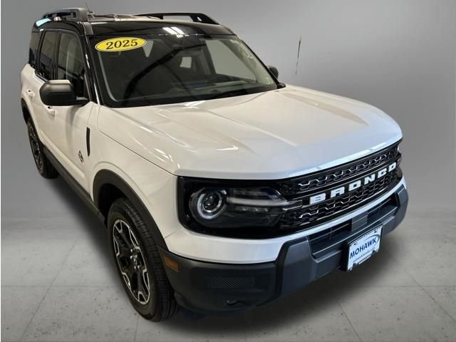 Used 2025 Oxford White Ford Outer Banks image 8
