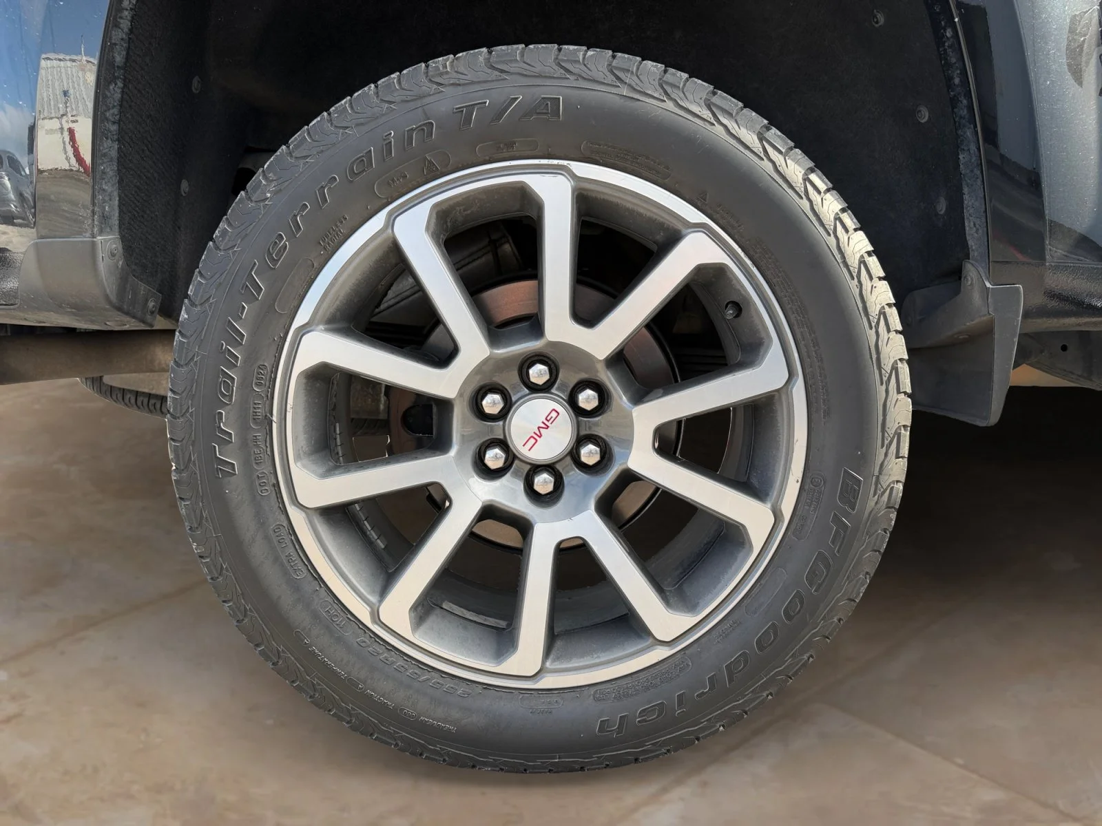Certified Used 2021 Onyx Black GMC Denali image 23