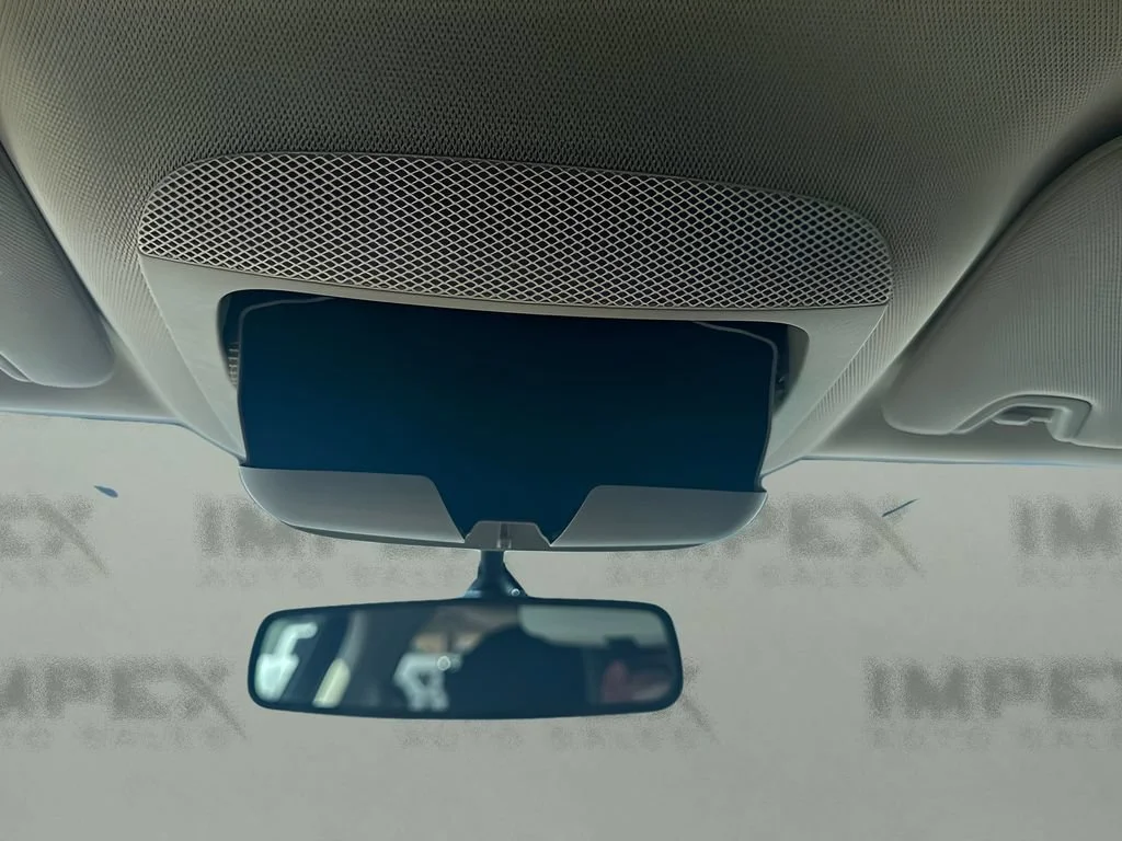 Used 2018  Ford SEL image 24