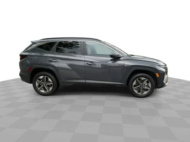Used 2026 Gray Hyundai SEL image 9
