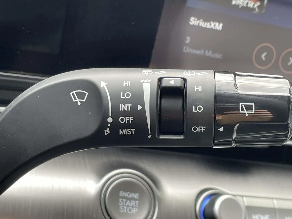 New 2026 White Hyundai SEL Sport image 22