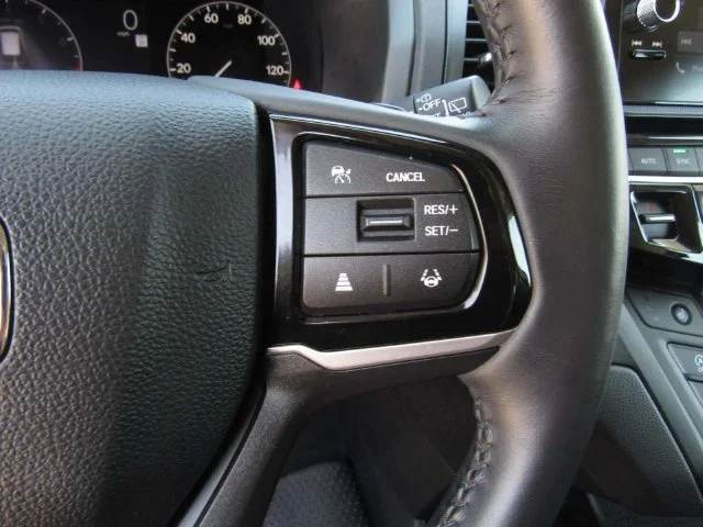 Certified Used 2025 Modern Steel Metallic Honda EX-L image 27