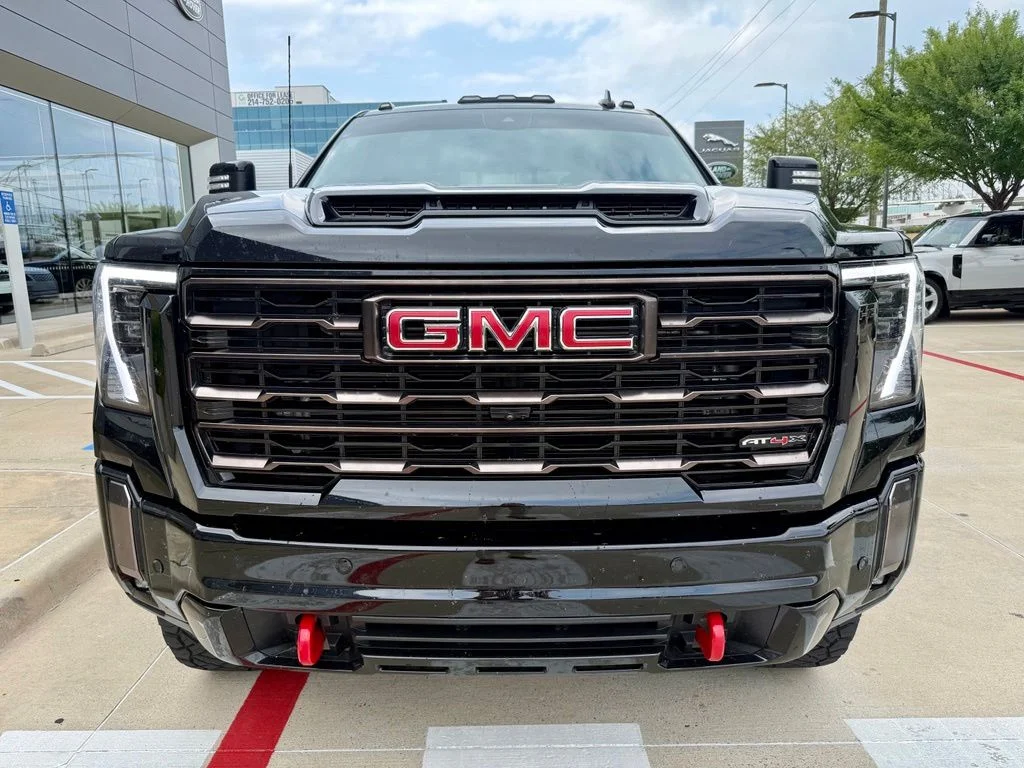 Used 2024 Onyx Black GMC AT4X image 2