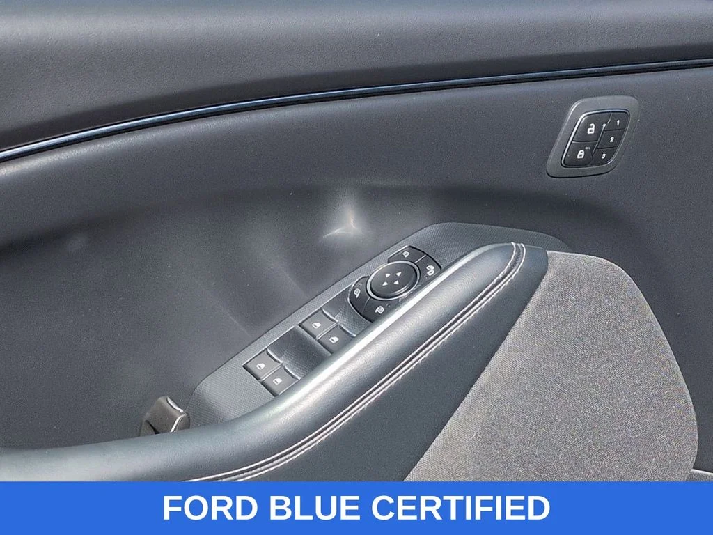 Used 2023 Vapor Blue Ford California Route 1 image 10
