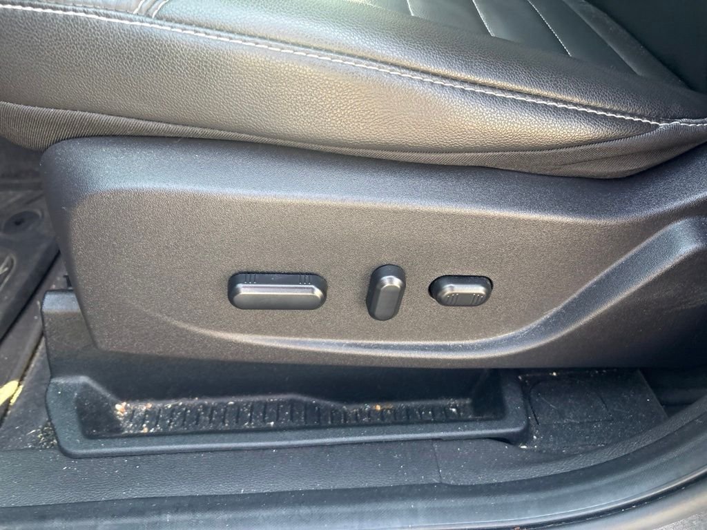 Used 2016 Magnetic Ford Titanium image 14
