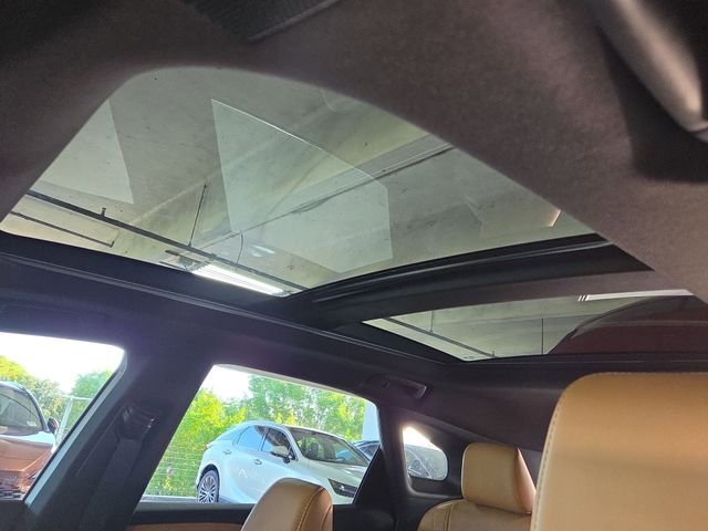 New 2026 Matador Red Mica Lexus PREMIUM PLUS image 29
