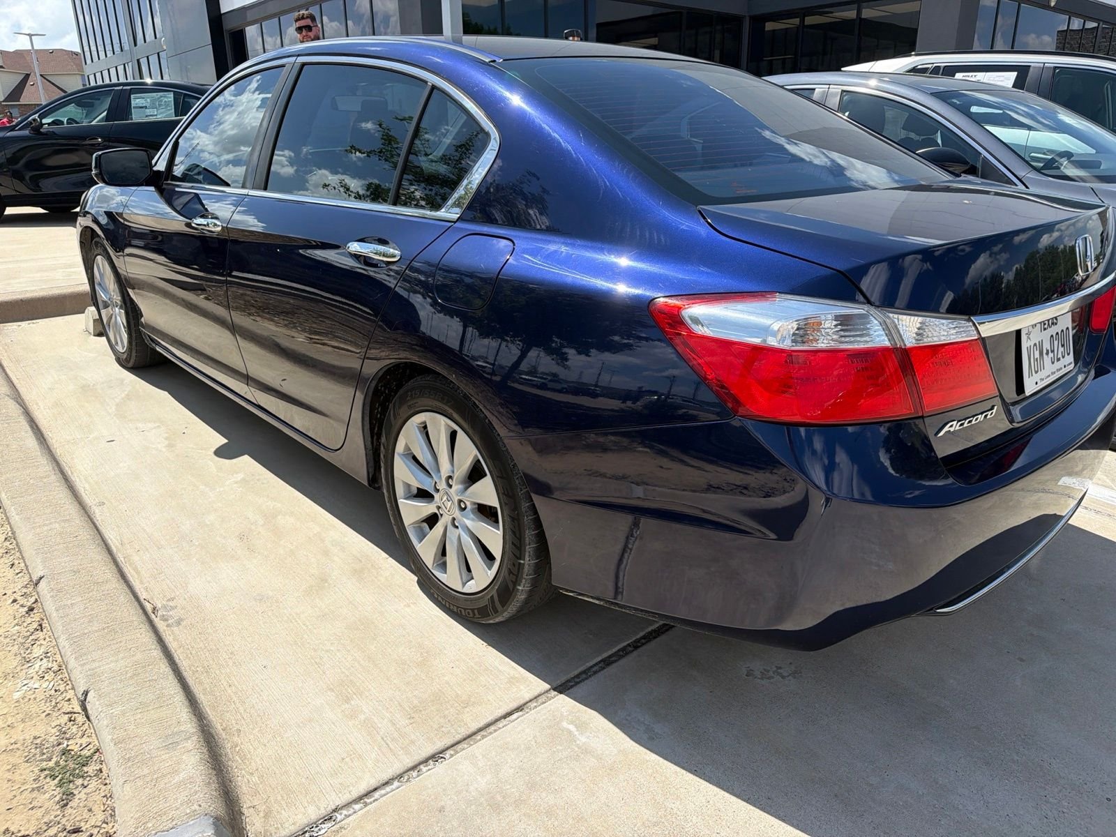 Used 2015 Blue Honda EX image 12