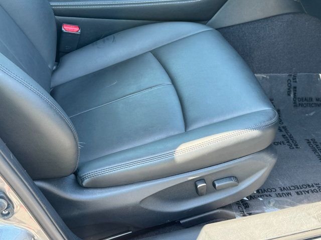 Used 2018 Gray INFINITI 3.0t LUXE image 28