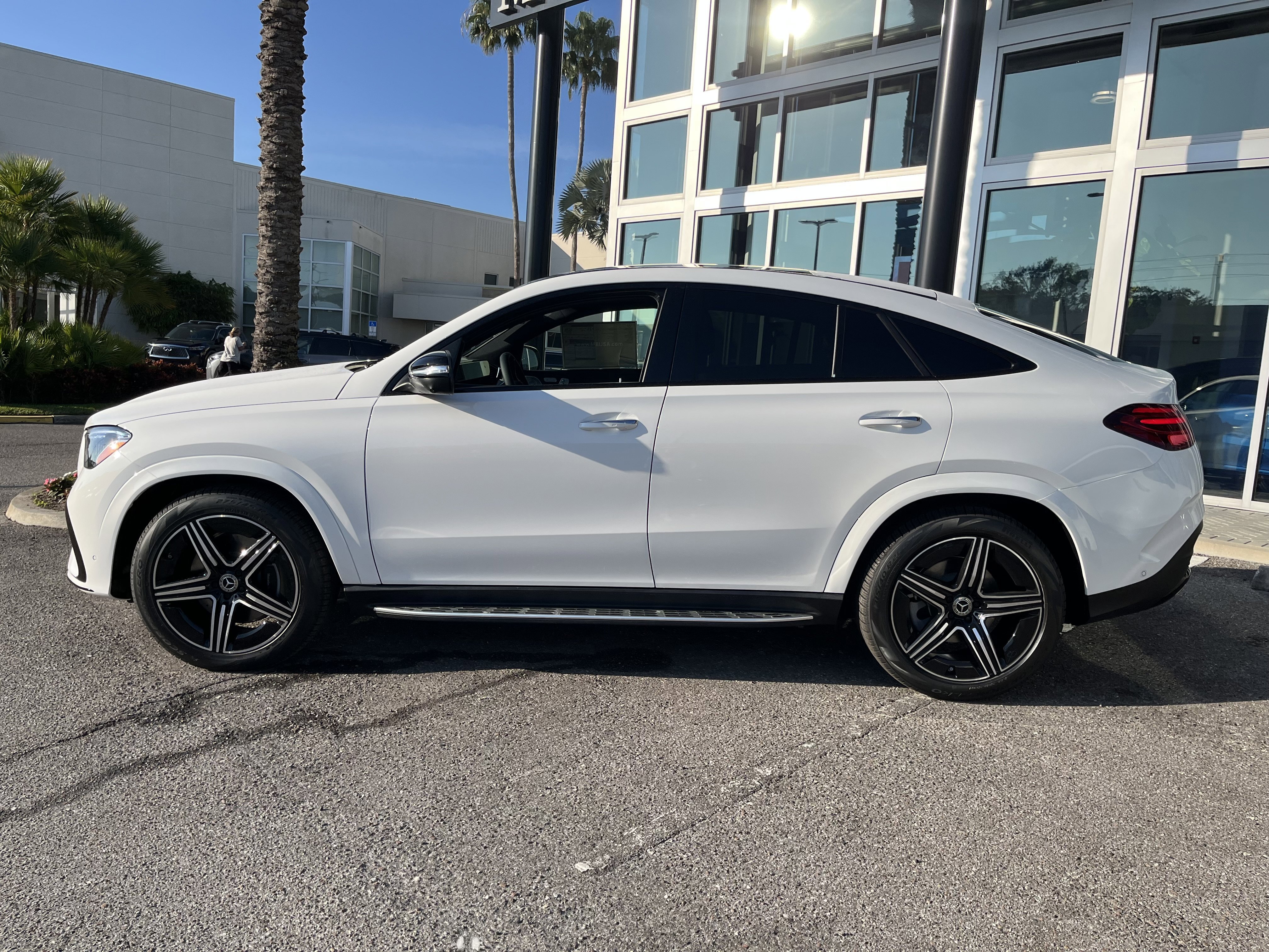 New 2026 POLAR WHITE Mercedes-Benz GLE 450 image 3
