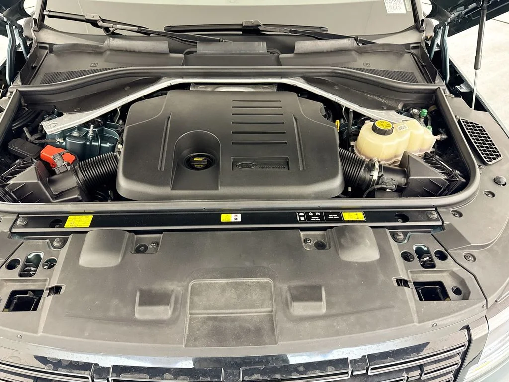 Certified Used 2024 Green Land Rover SE image 31