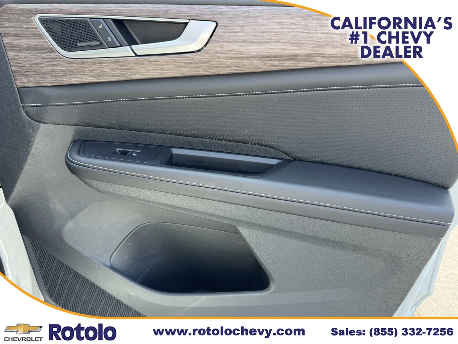 Used 2025 White Volkswagen 2.0T SEL Premium R-Line image 10