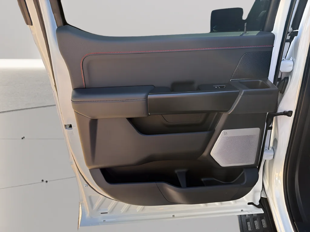 Used 2025 White Ford Raptor image 31