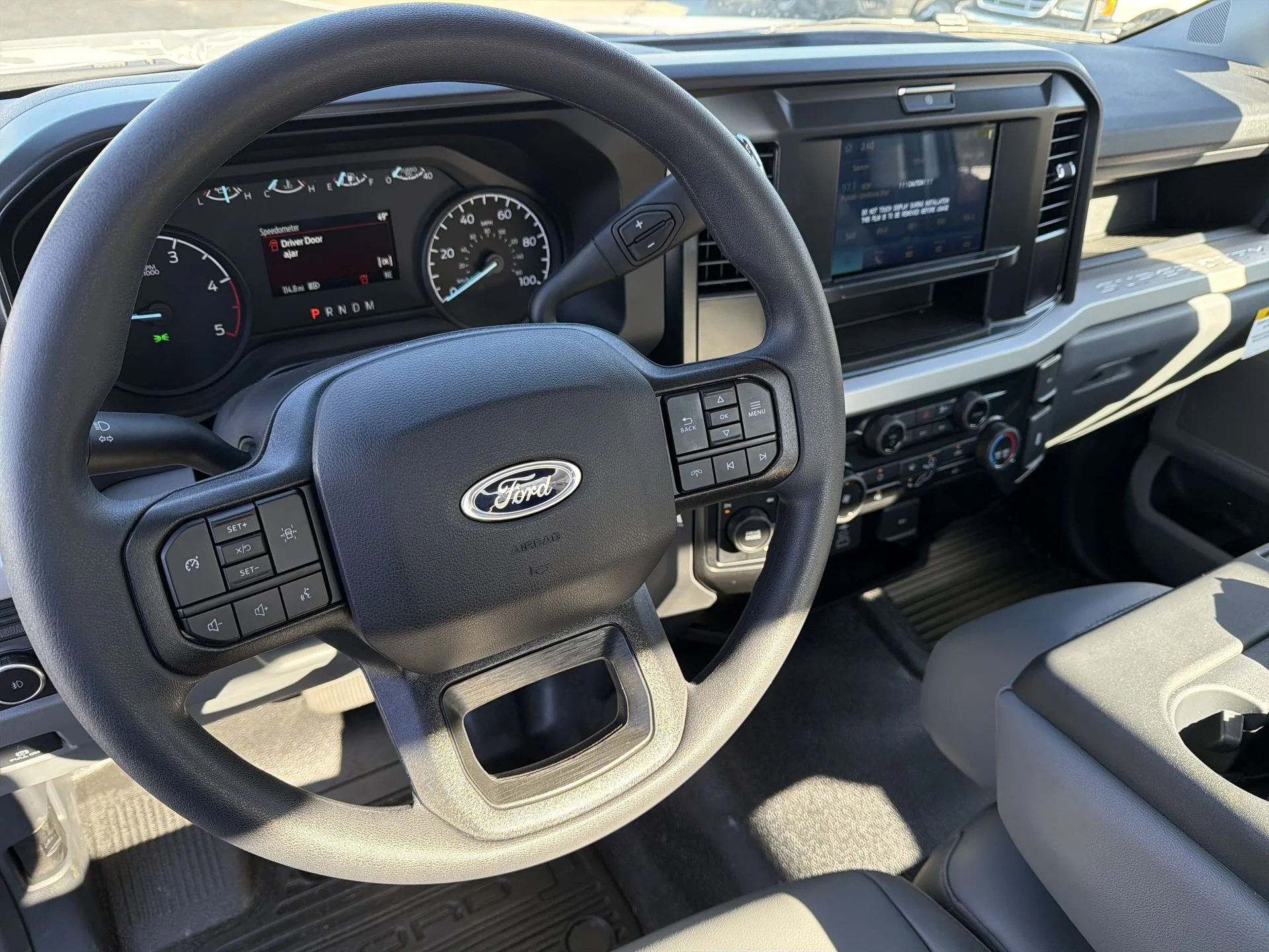New 2025 Oxford White Ford F-450® XL image 2