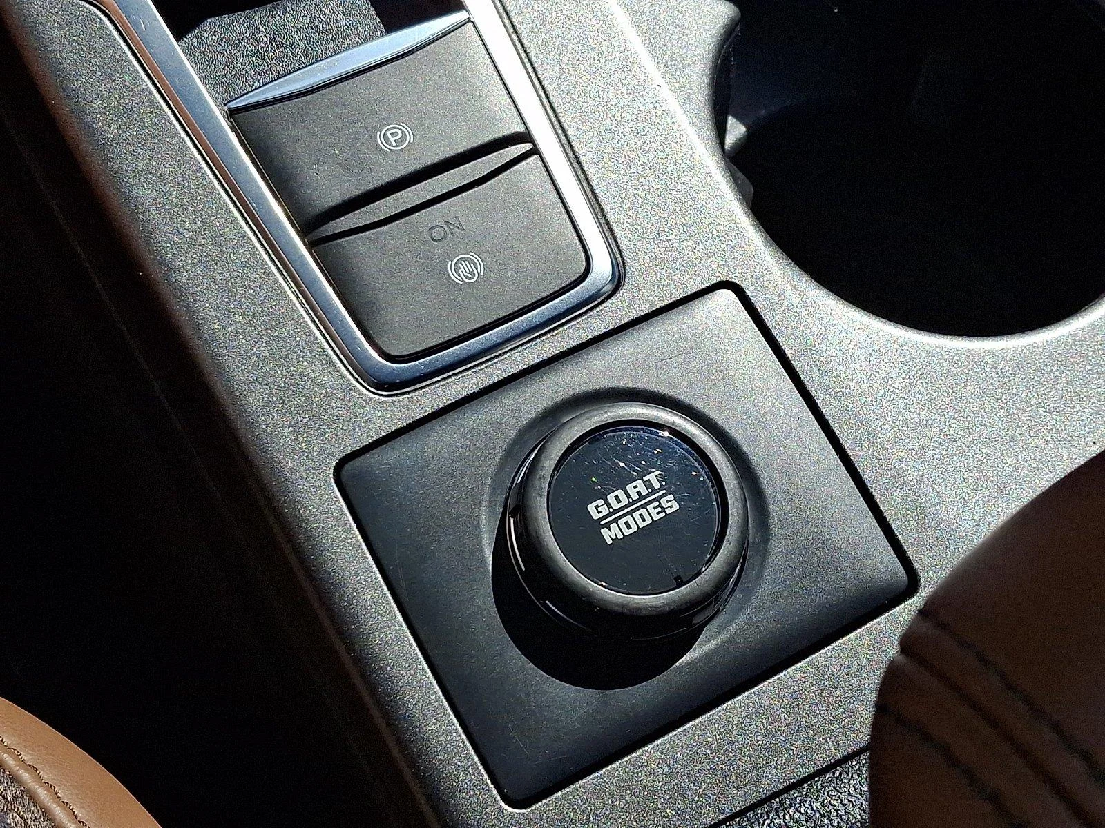 Used 2025 Carbonized Gray Metallic Ford Outer Banks image 25