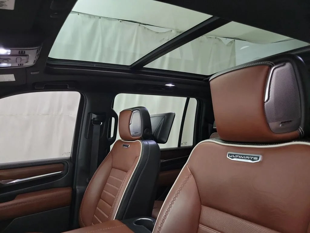 2023 GMC Yukon XL Denali Ultimate - Photo 8