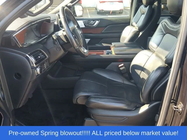 Used 2020 Black Lincoln Reserve image 24