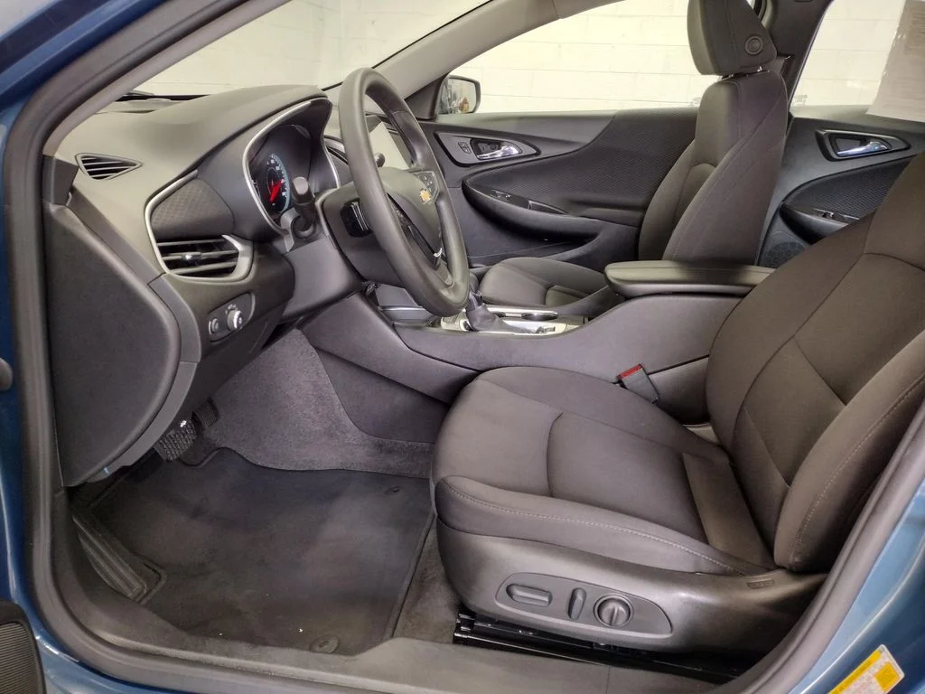 Used 2024 Blue Chevrolet LT image 22