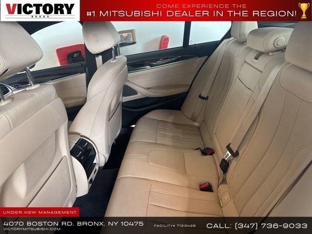 Used 2022 White BMW 530i image 28