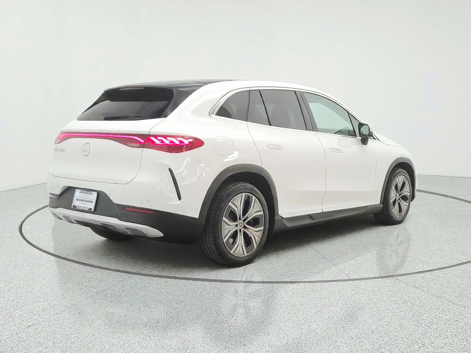 Used 2023 Polar White Mercedes-Benz EQE 350+ SUV image 5
