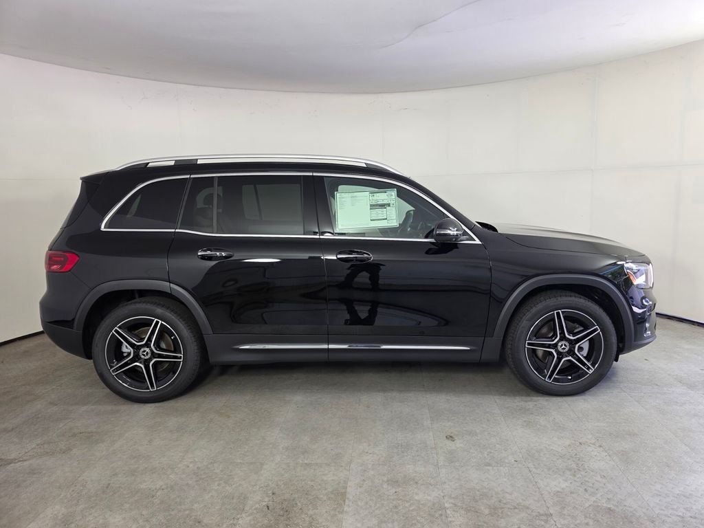 New 2026 Night Black Mercedes-Benz GLB 250 image 3