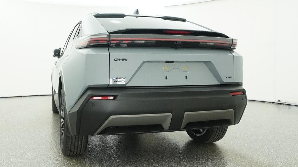 2026 Toyota C-HR XSE - Photo 28