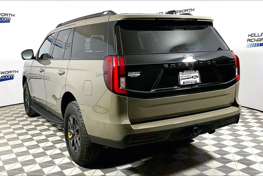 New 2027 Marsh Gray Ford Tremor® image 3